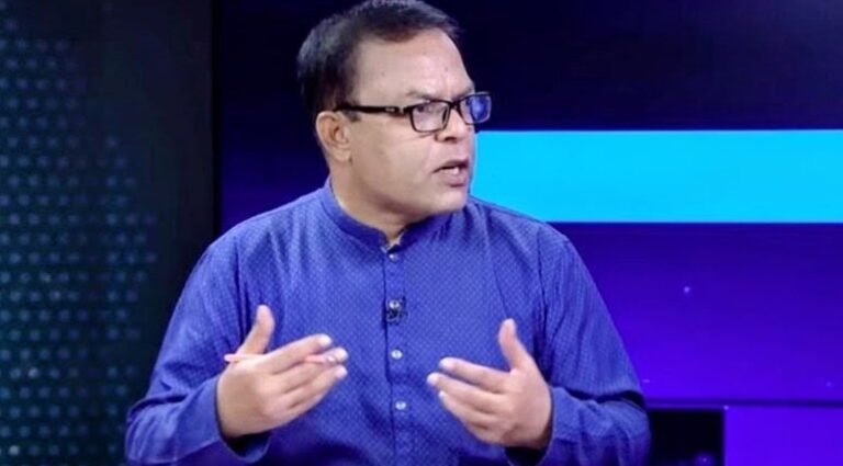 ‘ড. ইউনূসের রেখে যাওয়া কুকর্মকে বিএনপি কেন প্রটেকশান দিচ্ছে’: শরীফুজ্জামান শরীফের প্রশ্ন