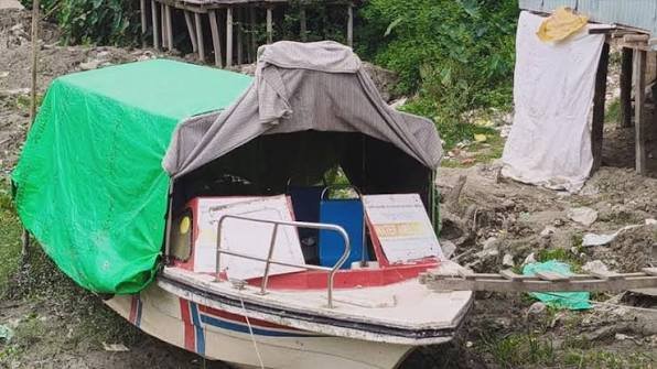 অর্ধকোটি টাকা গচ্চা: ২২ লাখ টাকার ওয়াটার অ্যাম্বুলেন্স পরিত্যক্ত