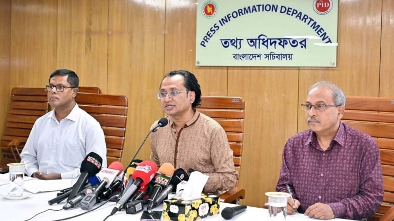 ‘শেখ হাসিনা দেশে ফিরলে পূর্ণ নিরাপত্তা ও আইনি সহায়তা দেওয়া হবে’: ডা. জাহেদ