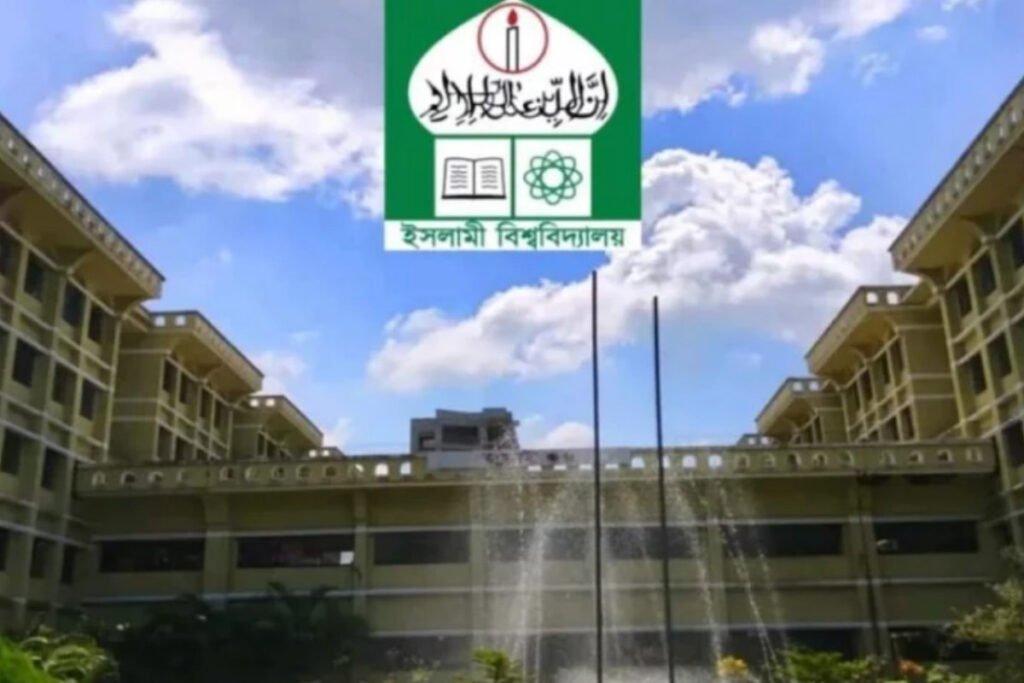 ইবি হলে সহপাঠীদের গোপন ছবি তুলে লন্ডনে পাঠানোর অভিযোগ: তোলপাড় ক্যাম্পাস