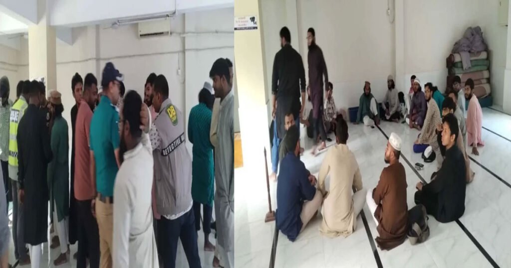 তেজগাঁও কলেজের মসজিদে গোয়েন্দা অভিযান: জঙ্গি সন্দেহে আটক ২৩