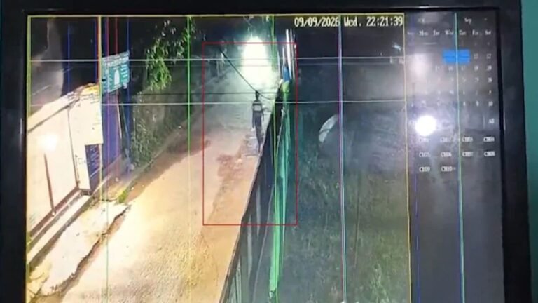লোডশেডিং নিয়ে ভিডিও পোস্ট: মুক্তাগাছায় যুবককে পেট্রোল ঢেলে পুড়িয়ে হত্যা